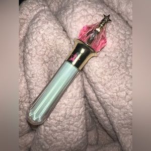 Jeffree star green concealer